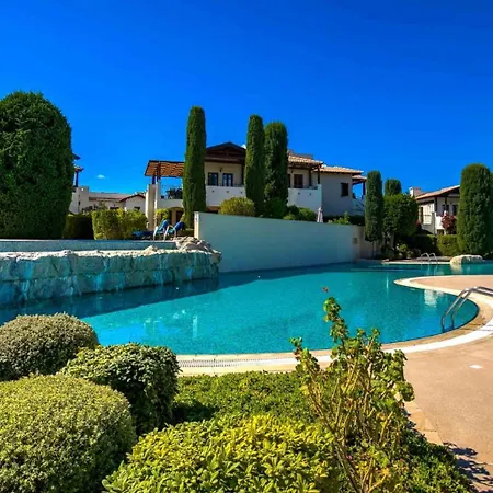 Modern Db12 - Aether, Overlooking Communal Pool In Heart Of Aphrodite Hills Kouklia